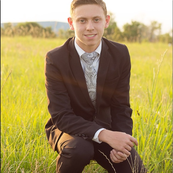 Meet your Posher, Clara - Picture 7 of 9